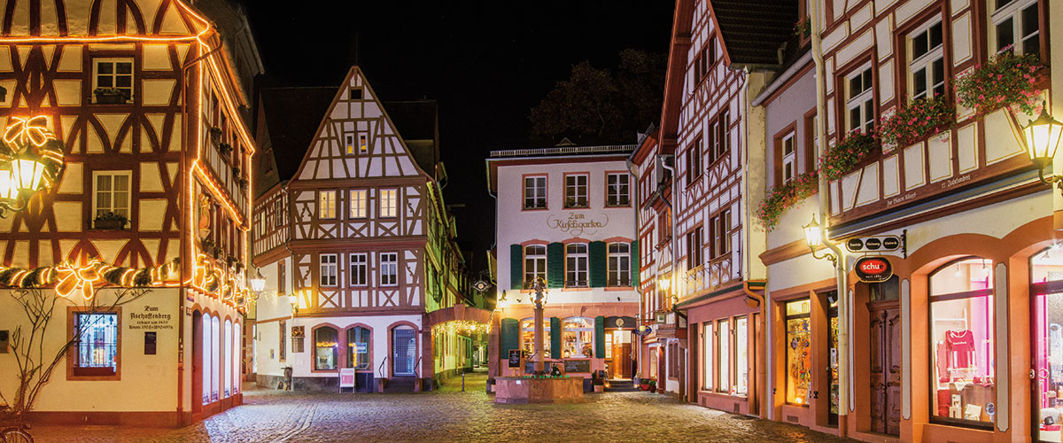 The illuminated streets of Mainz
